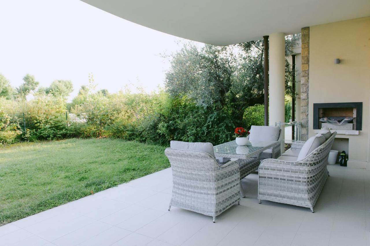 Sweet dream deluxe apartment Sirmione Exterior foto